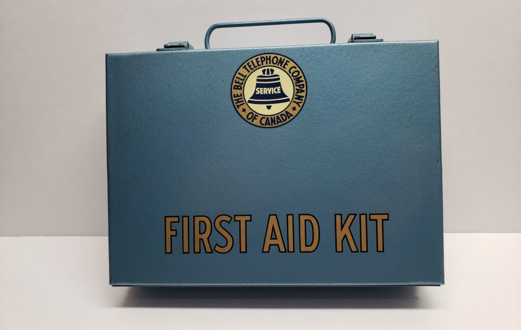 1947 - 1965 The Bell Telephone Company of Canada First Aid Kit. These were mounted on the walls of the Bell Buildings.